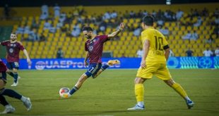 کولاک احمد نور علیه قهرمان لیگ