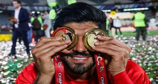 زنده: حواشی جنجالی از جنگ پرسپولیس و استقلال!