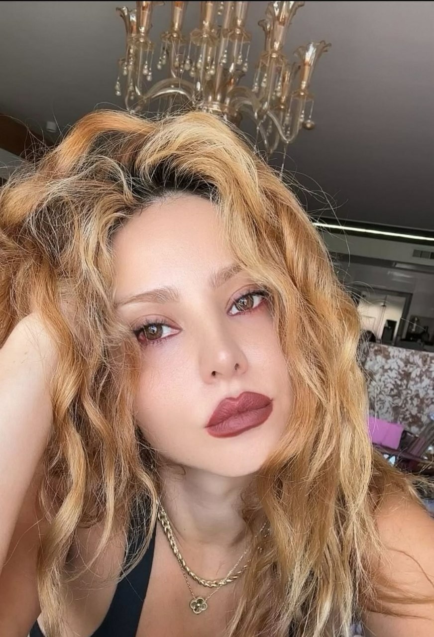عکس زن احسان حاج صفی
