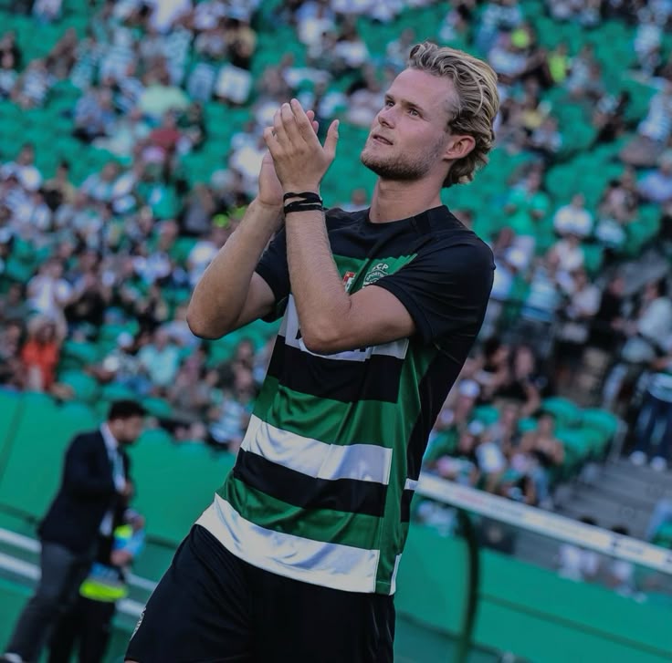  wallpaper 4k Morten Hjulmand