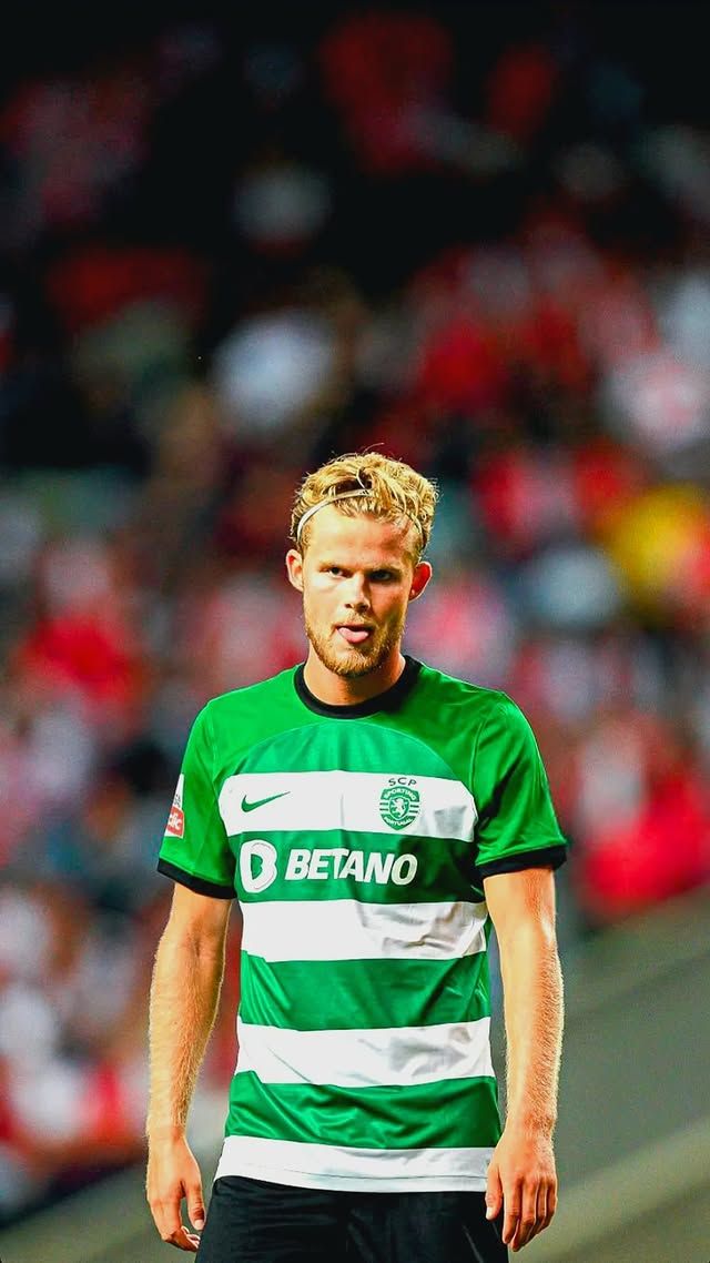 Morten Hjulmand wallpaper