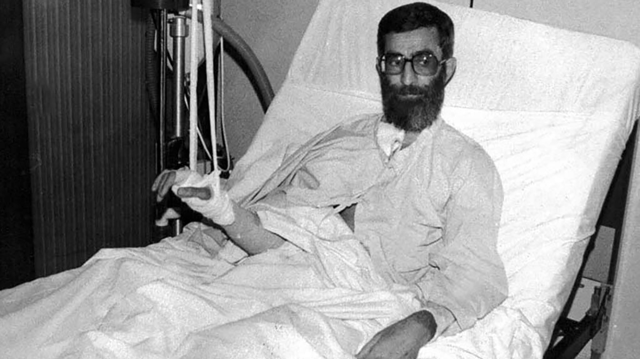دست راست سید علی خامنه‌ای