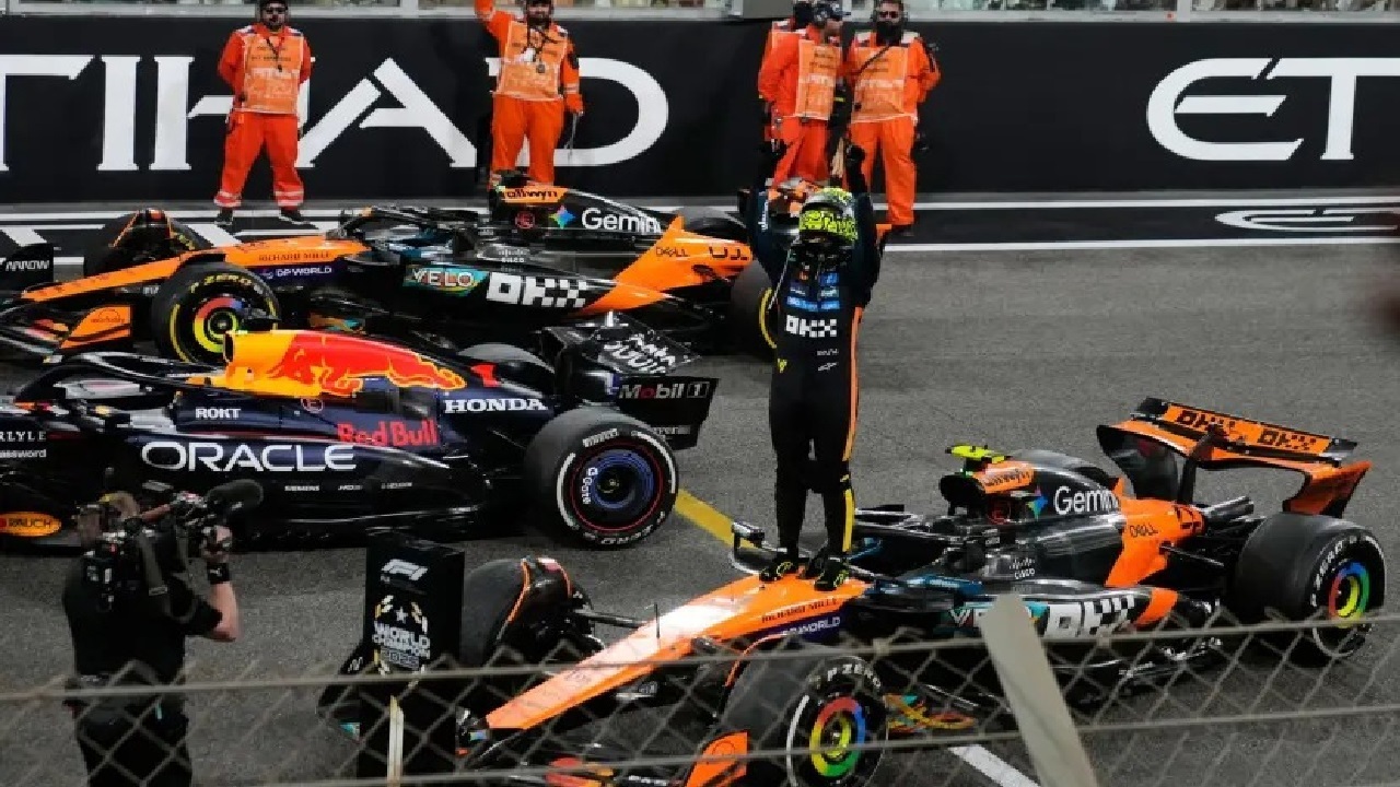 مک لارن و قهرمانی نوریس در مسابقات فرمول یک مک لارن و قهرمانی نوریس در مسابقات فرمول یک