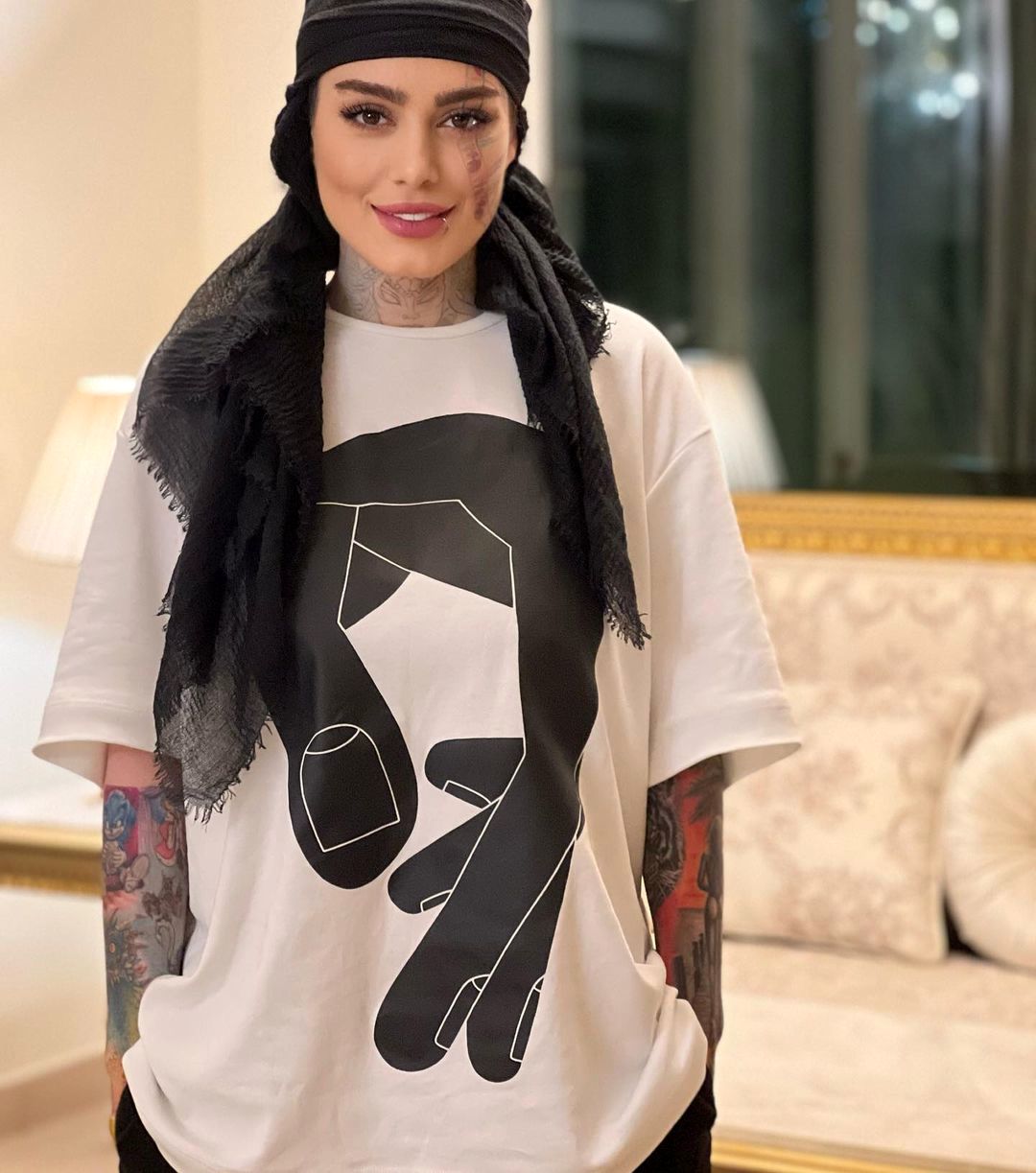 عکس تاتو صورت سحر قریشی عکس تاتو صورت سحر قریشی