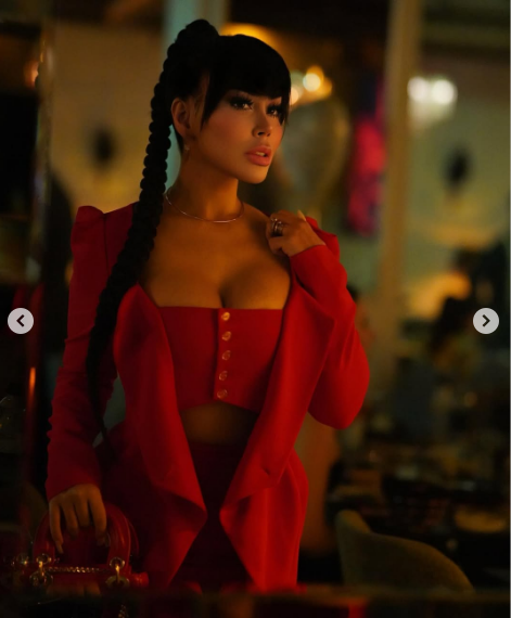 پورن استار مینا نامداری پورن استار مینا نامداری