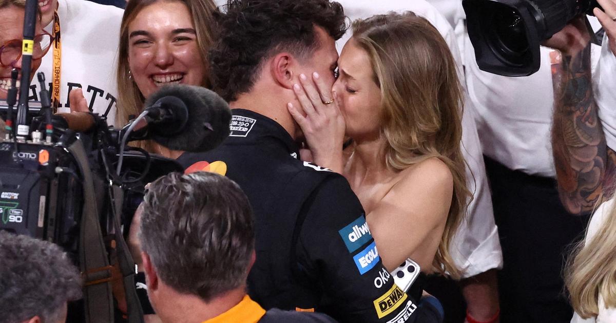 قهرمانی لاندو نوریس قهرمانی لاندو نوریس